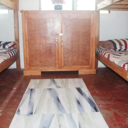 J'S Backpackers Hostel Davao Bagian luar foto