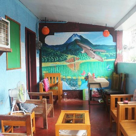J'S Backpackers Hostel Davao Bagian luar foto