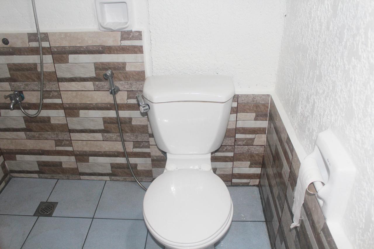 J'S Backpackers Hostel Davao Bagian luar foto