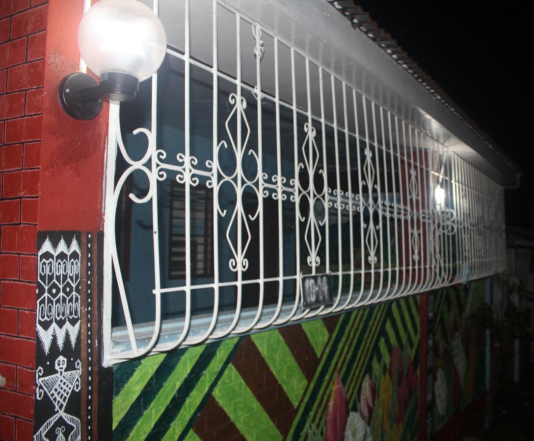 J'S Backpackers Hostel Davao Bagian luar foto