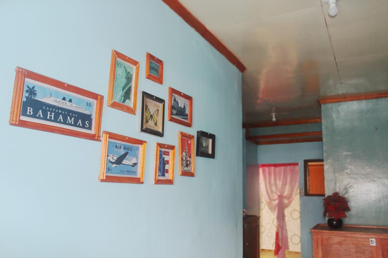 J'S Backpackers Hostel Davao Bagian luar foto