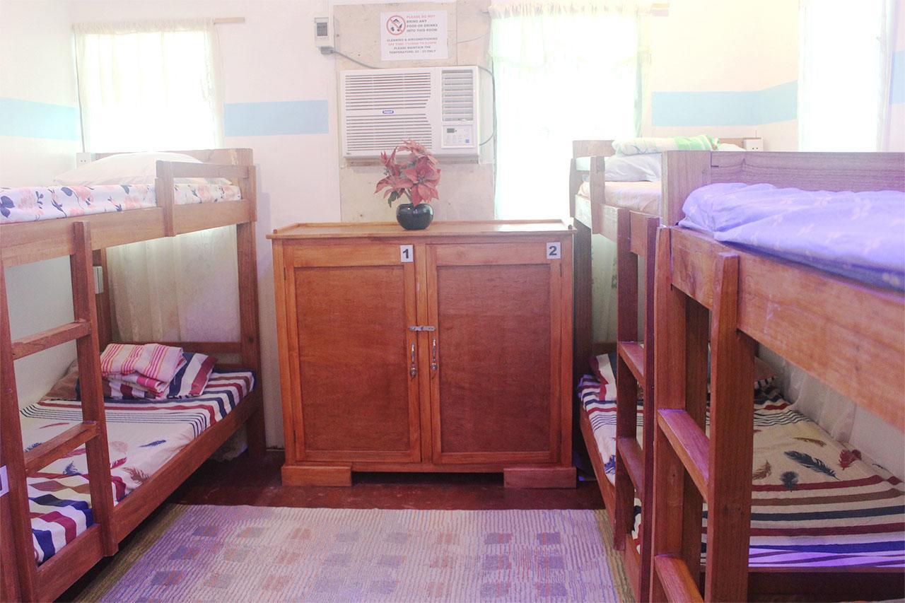 J'S Backpackers Hostel Davao Bagian luar foto